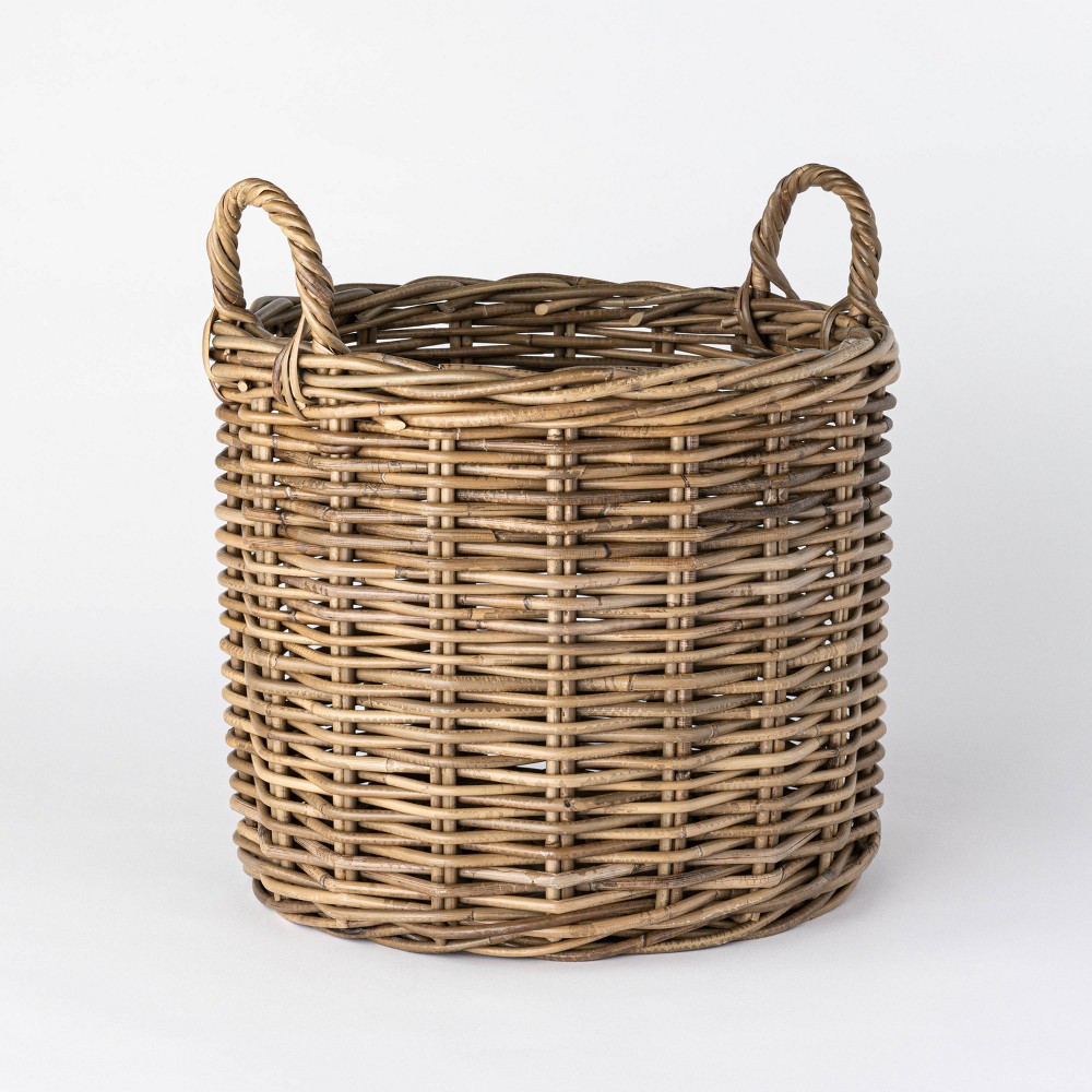 Rattan Basket 01