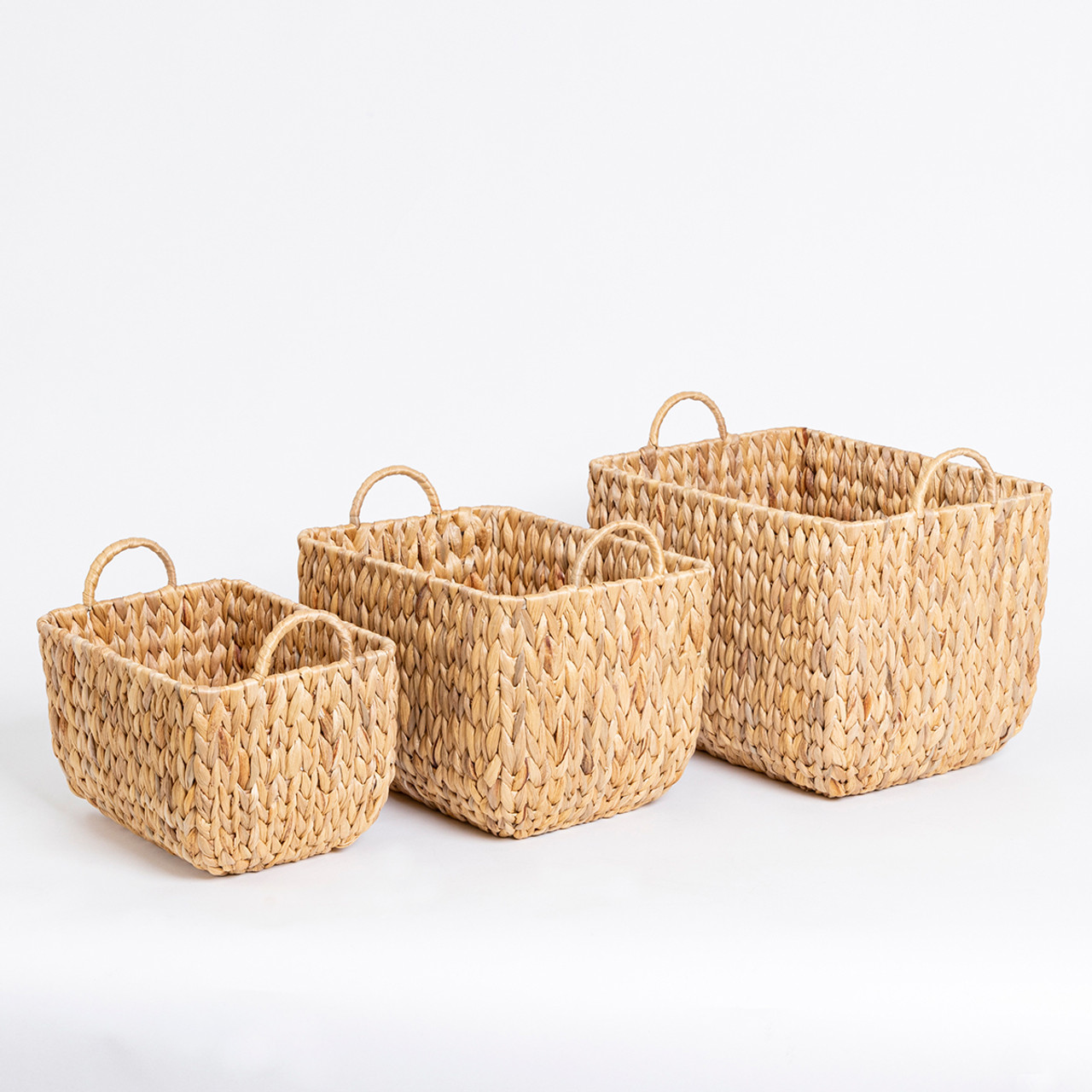 Water Hyacinth Laundry Hamper 07